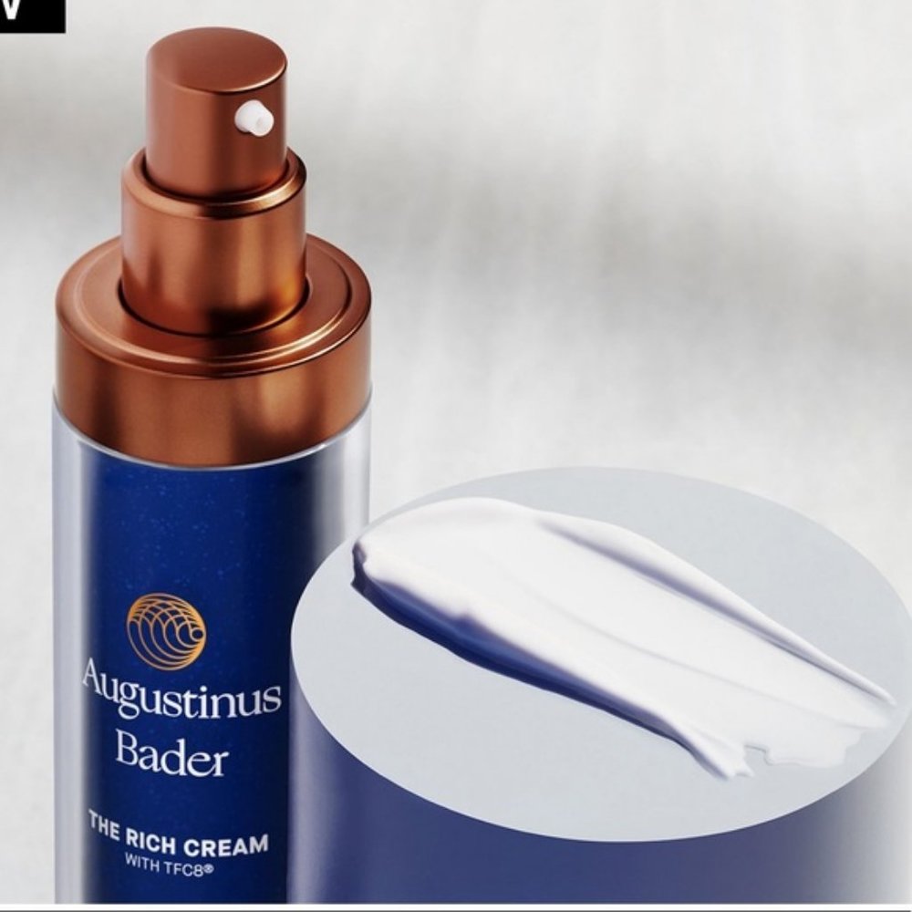 ๐ NIB ๐ Sephora LUXE Elevated Essentials Collection - Picture 6 of 9